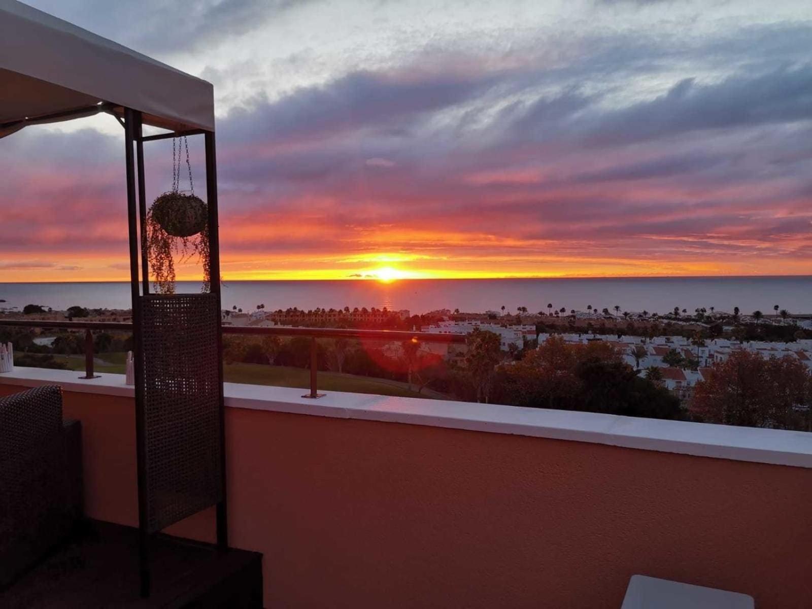 Penthouse Apartment Casares Exterior photo